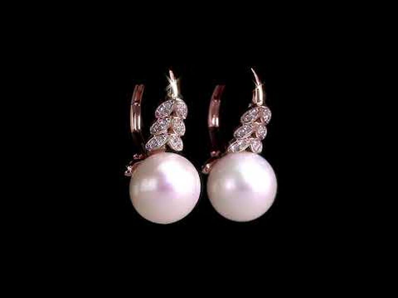 Diamond & White Pearl Leaf Drop Earrings 1/6ctw in 10k Rose Gold image number null