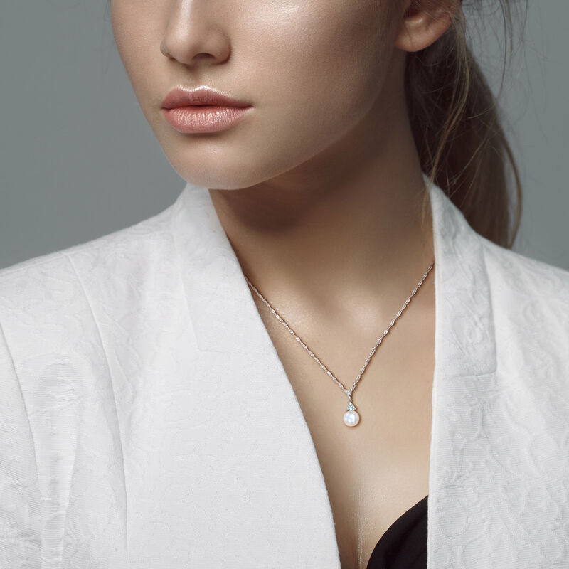 Aquamarine & Freshwater Cultured Pearl Necklace in 10k White Gold image number null