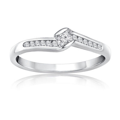 Round Brilliant Diamond Promise Ring in 10k White Gold