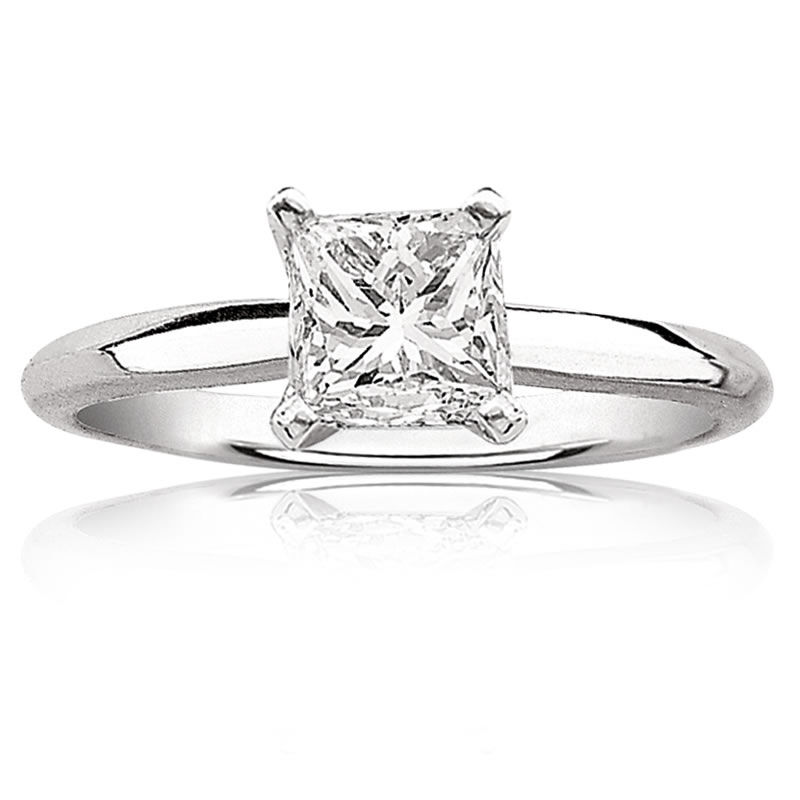 Diamond Princess-Cut 5/8ct. Classic Solitaire Engagement Ring image number null