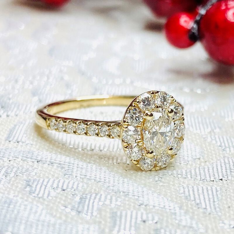 Giovanna. Oval 1 1/4ctw. Diamond Halo Engagement Ring in 14k Yellow Gold image number null
