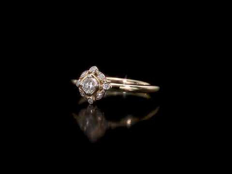 Everly Floral-Inspired 1/6ctw. Diamond Ring in 10k Yellow Gold image number null