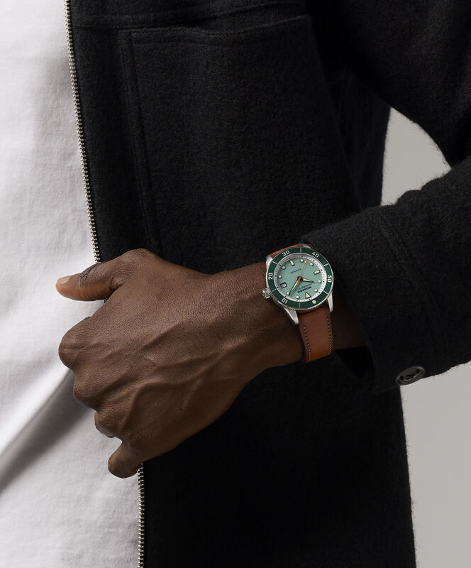 Movado Heritage Calendoplan S Automatic Watch Aqua Lacquer Dial 3650227 image number null