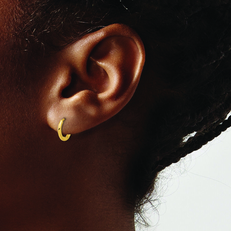 Hinged Huggie Hoop Earrings in 14k Yellow Gold image number null