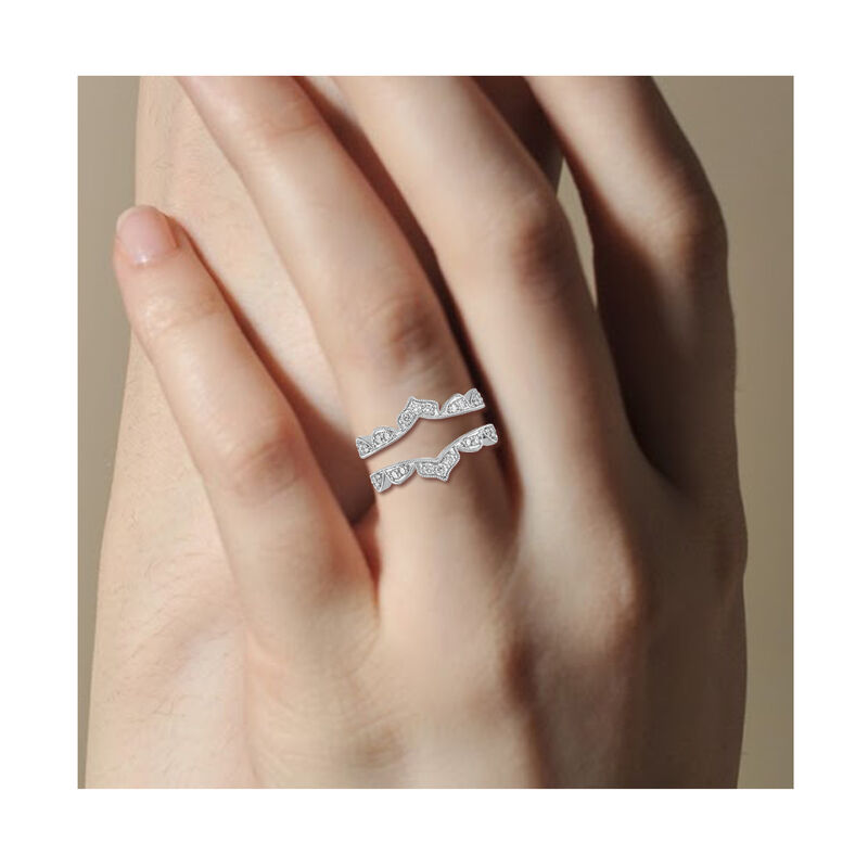 Brilliant-Cut 1/3ctw. Diamond Scalloped Crown Milgrain Insert in 14k White Gold image number null