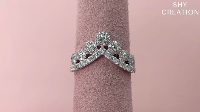 Shy Creation 0.66ctw. Diamond Cluster Chevron Ring in 14k White Gold SC55008746 image number null