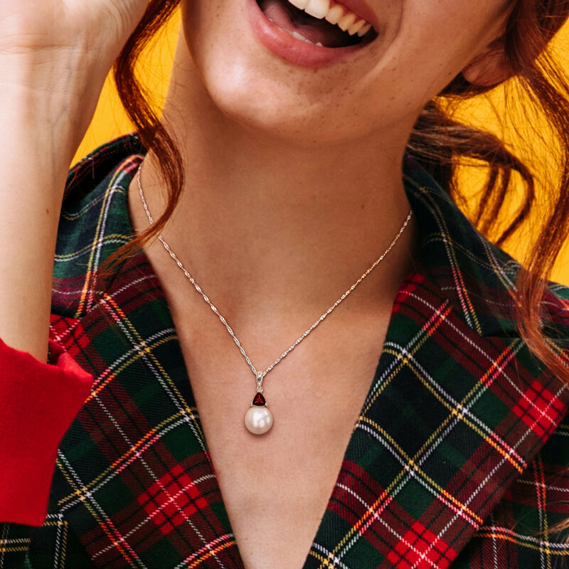 Garnet & Freshwater Cultured Pearl Necklace in 10k White Gold image number null