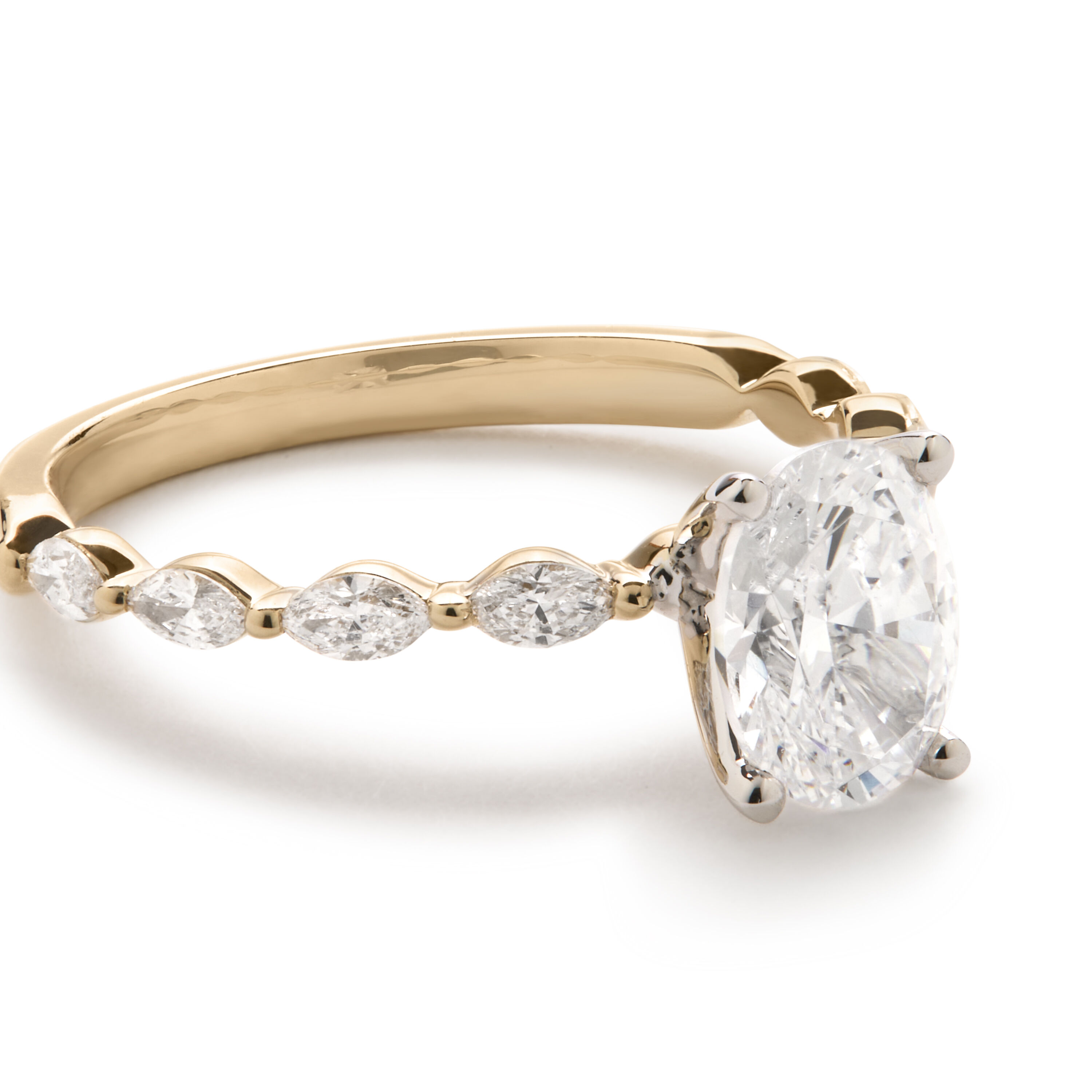 Timeless Oval Engagement Ring Setting Horizontal Marquise-Cut 3