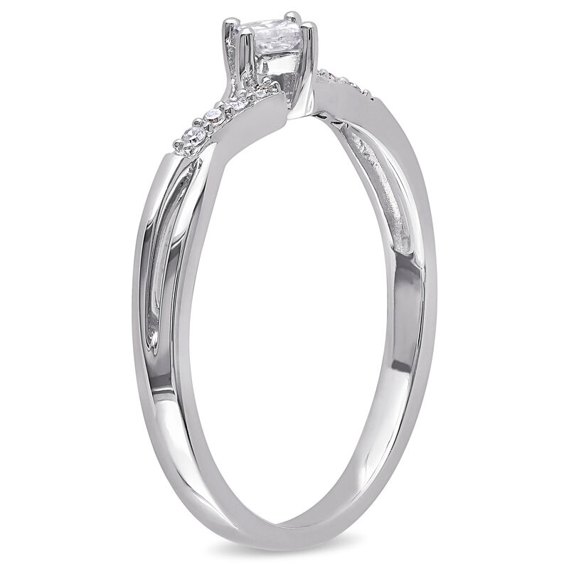 Princess & Round Cut Diamond Promise Ring 1/7ctw. in 10k White Gold  image number null