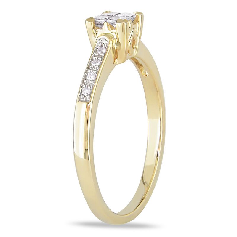 Princess & Round Cut Diamond Promise Ring 1/4ctw. in 10k Yellow Gold  image number null