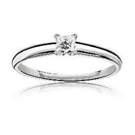 Diamond Princess-Cut 1/4ct. Top Classic Solitaire Engagement Ring