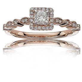 Ellie. Diamond Princess-Cut Halo Engagement Ring in 14k Rose Gold